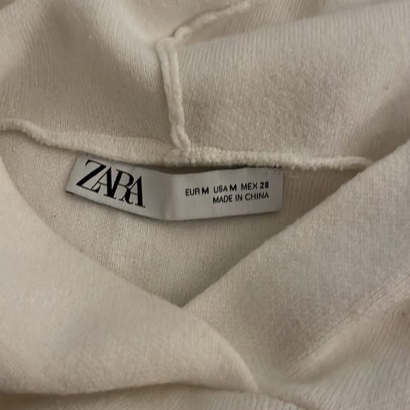 Zara white cropped hoodie - Picture 2 of 2